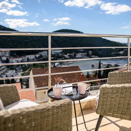 Apartmán Summer Night By Duhomes *