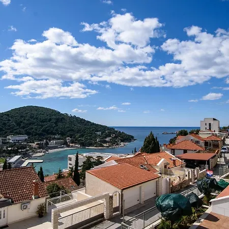 Homes Summer Night * Dubrovnik