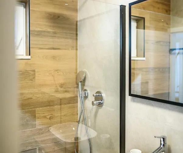 Summer Night By Duhomes