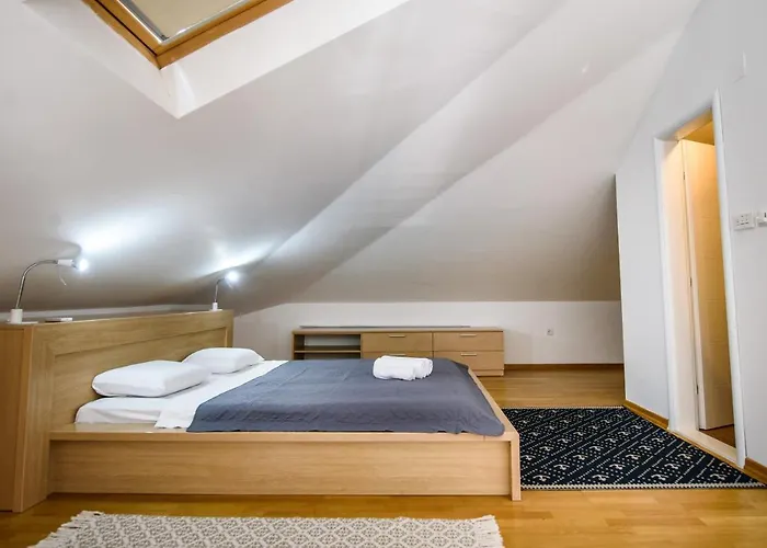 Summer Night By Duhomes