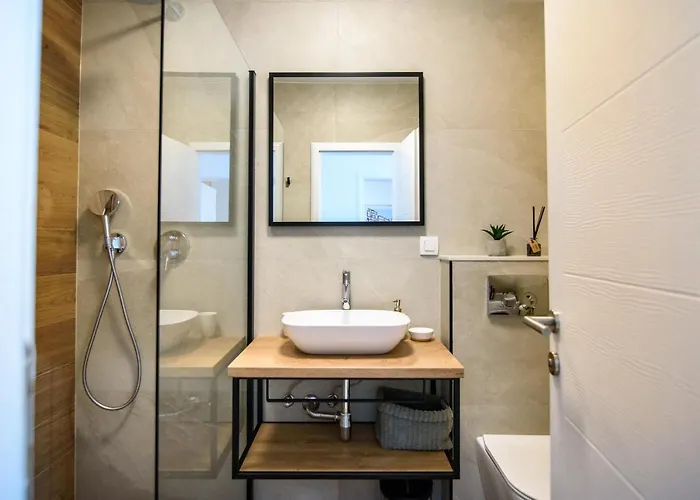 Summer Night By Duhomes * Ragusa